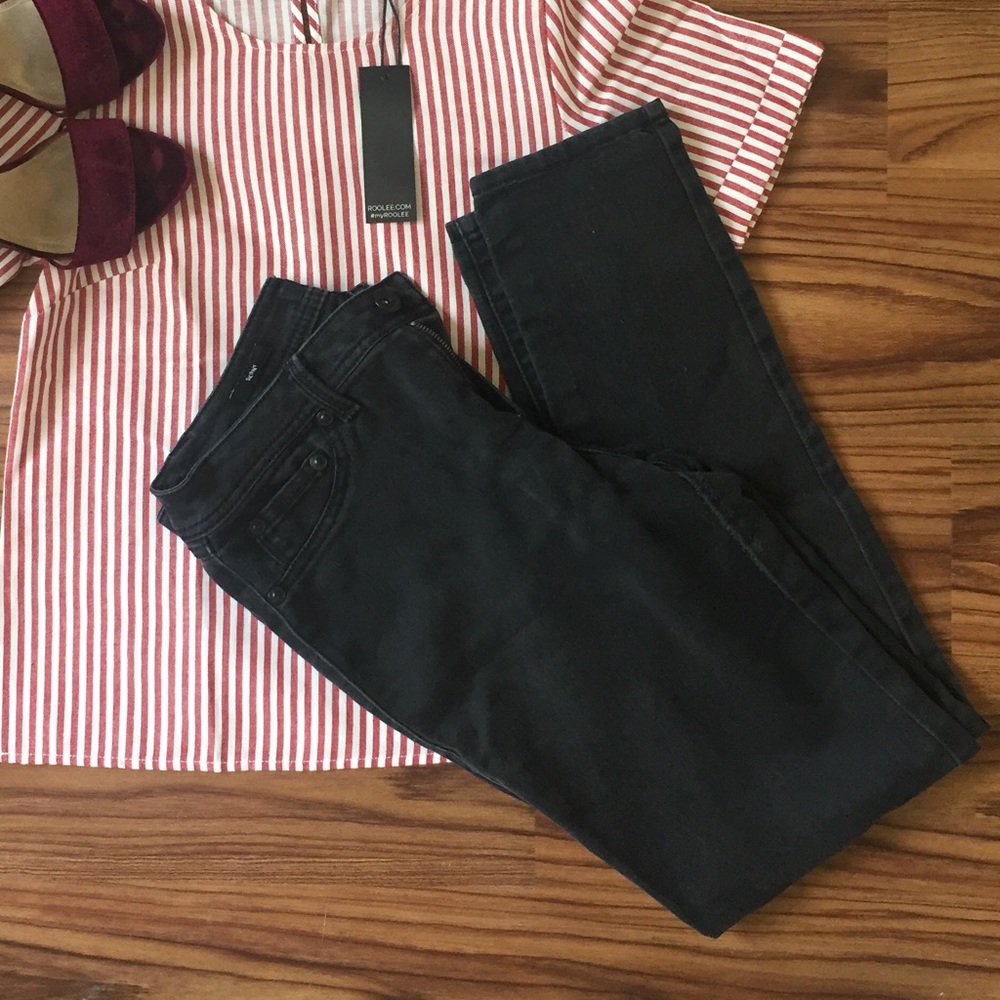 a.n.a. Skinny Jeans